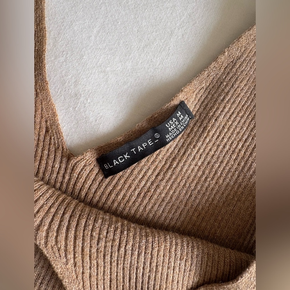 Black Tape_ Ribbed V-Neck Knit Tank Top - Tan - Picture 3 of 3